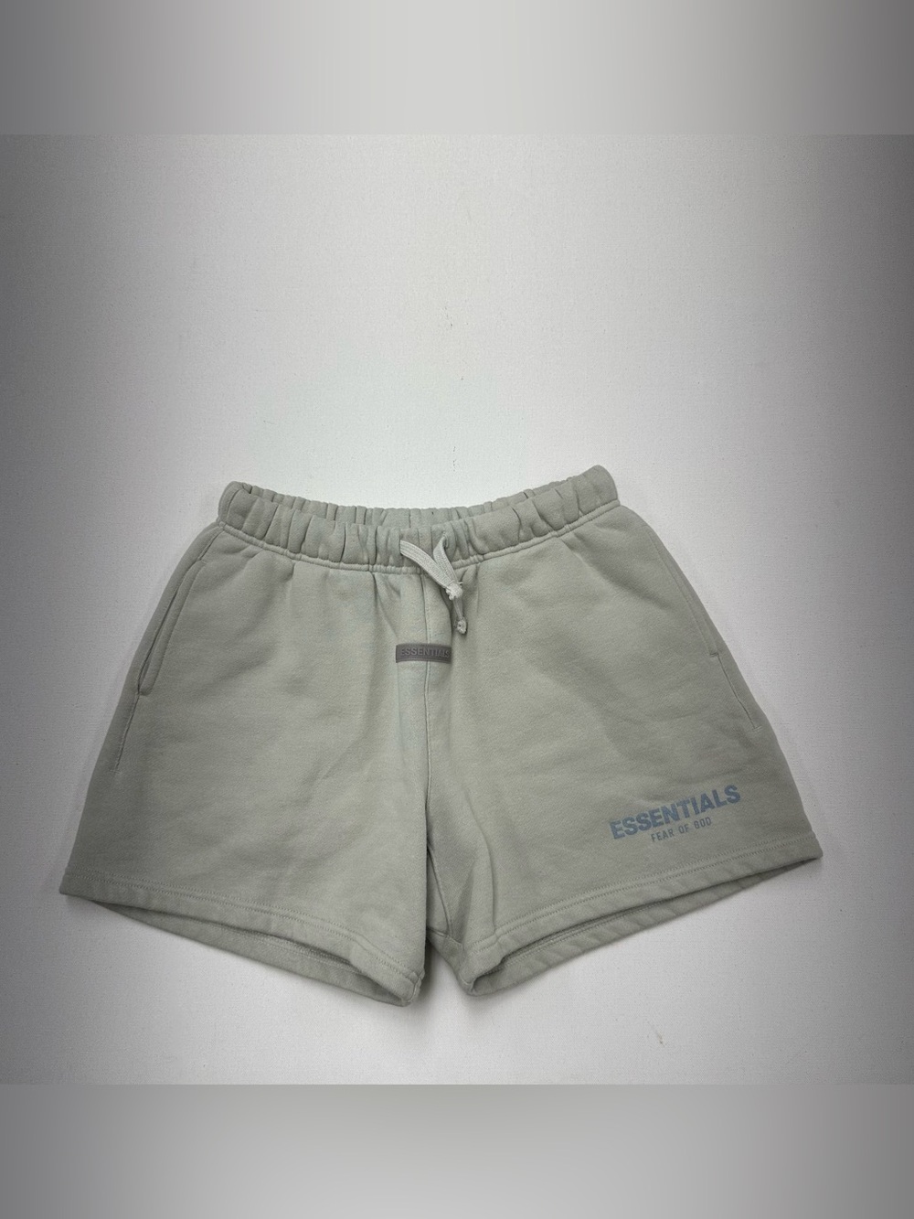 Fear of God ESSENTIALS Fleece Shorts Women’s Large Beige Sweat Shorts Logo